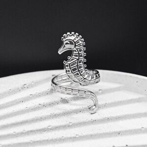 Silver Seahorse Ring